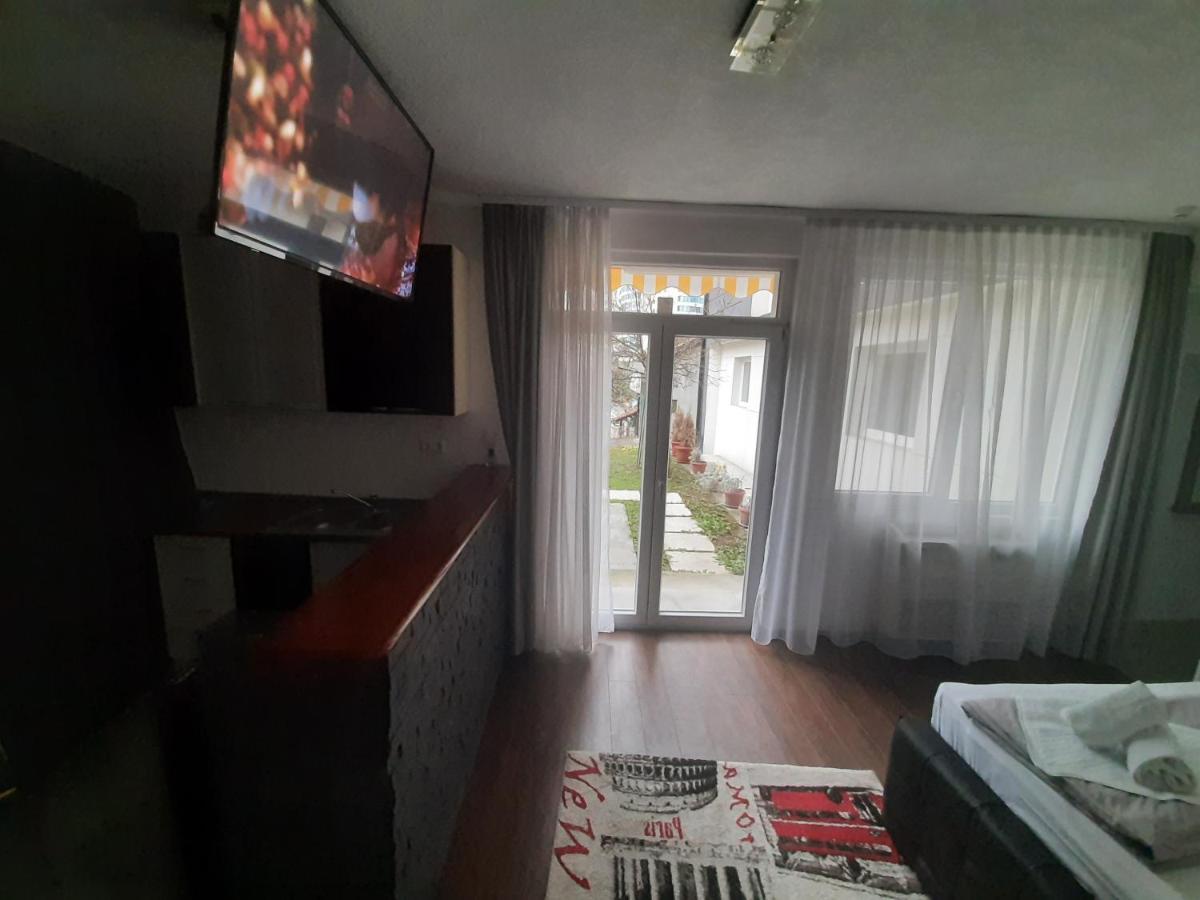 Green Garden Zvonex Tuzla Exterior photo